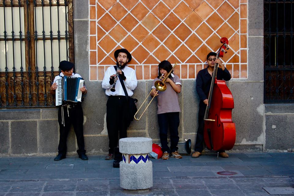 Gademusikanter i Puebla.
