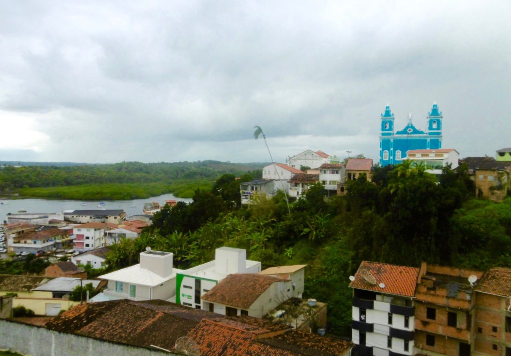 En lille by i Nordøst Brasilien der hedder Camamu.