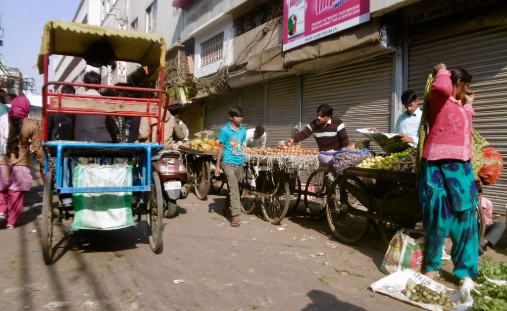 Gadeliv i Delhi.