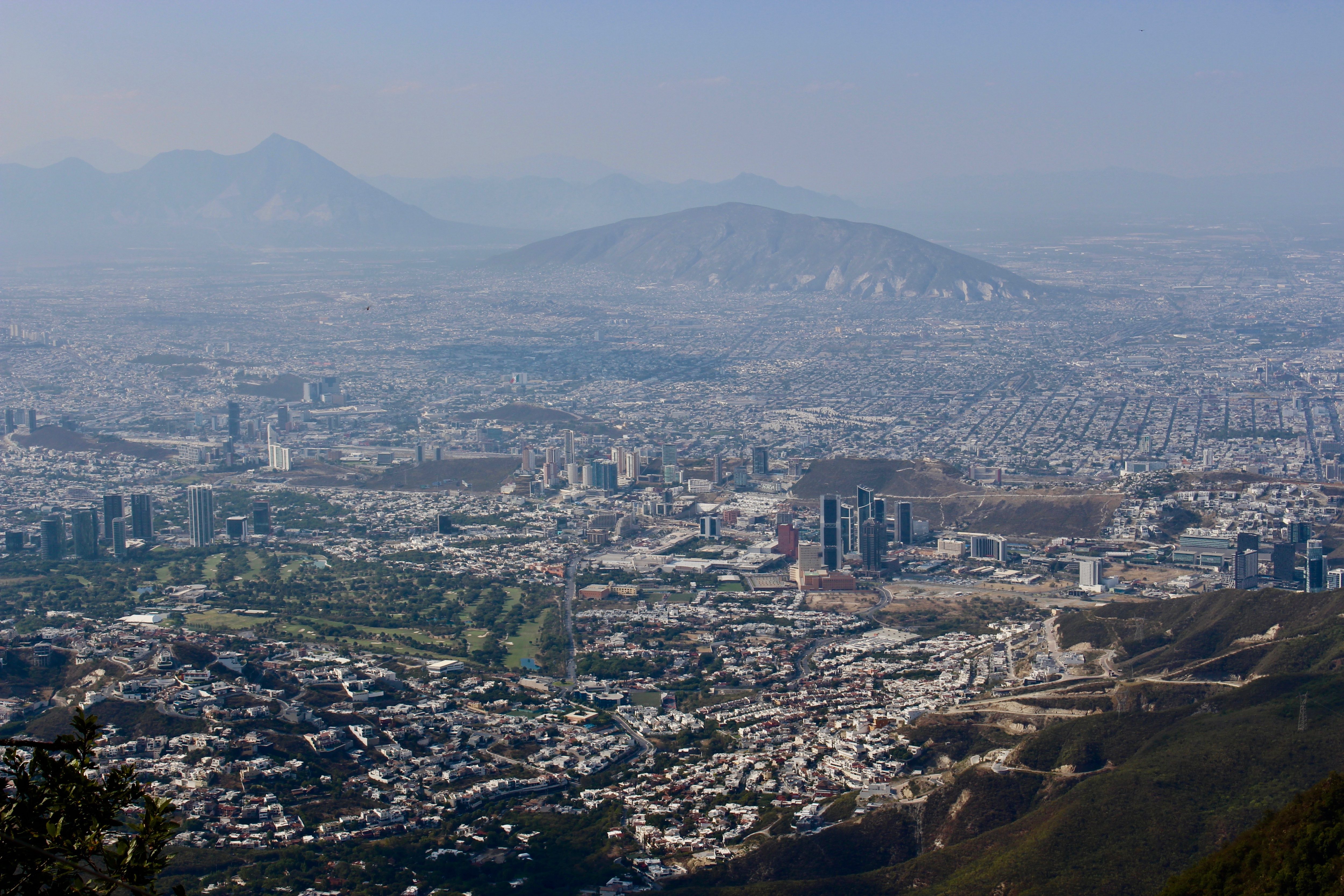 Monterrey er en kæmpe by.