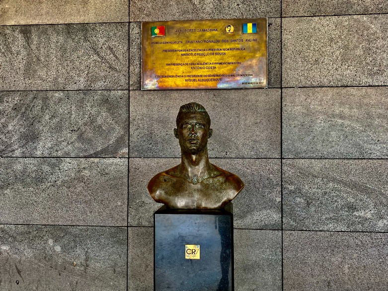 Ronaldo buste