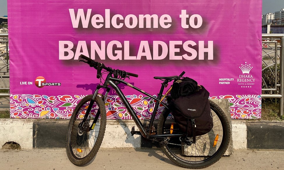på cykel gennem Bangladesh